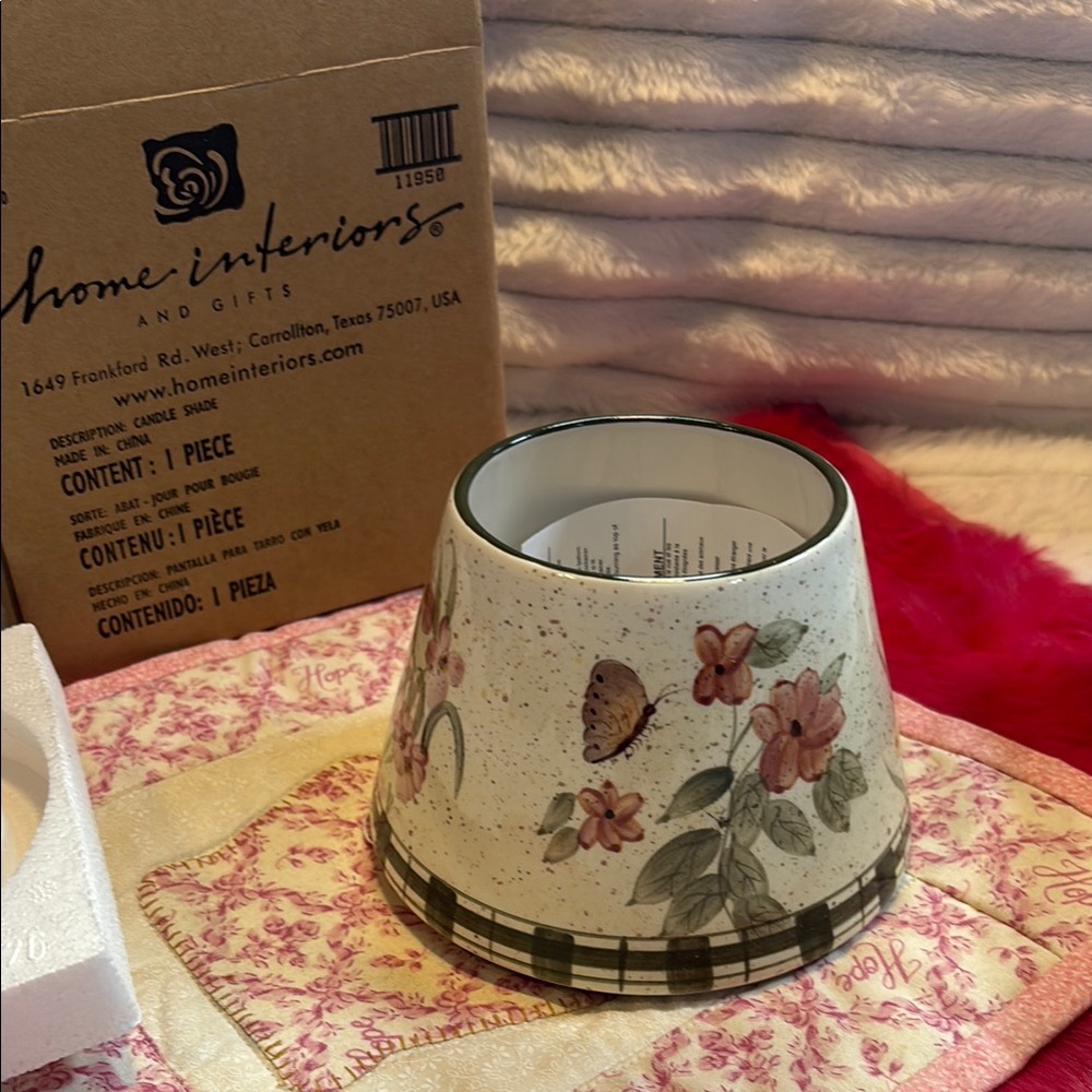 Home Interiors Butterfly Country Green Candle Shade V-13820 NWT Ceramic